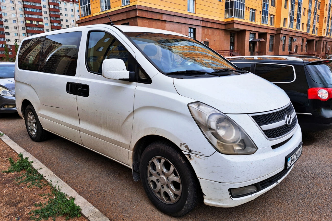 Астана, Hyundai H-1/Starex № 347 AEM 01
