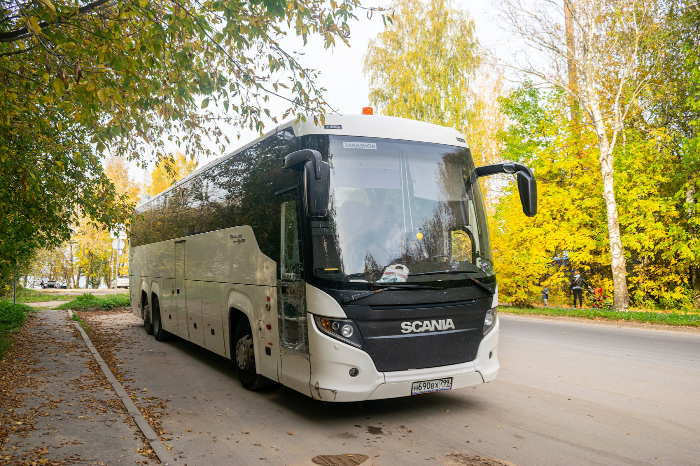 Московская область, Scania Touring HD 13.7 № Н 690 ВХ 799