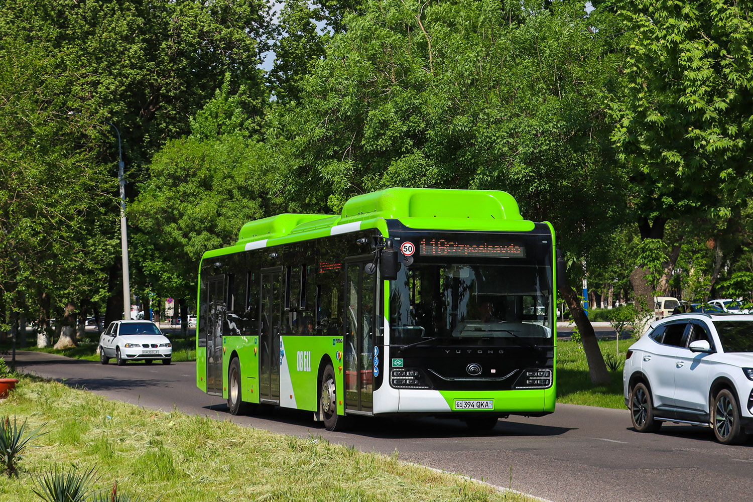 Узбекистан, Yutong ZK6126HG № 08611