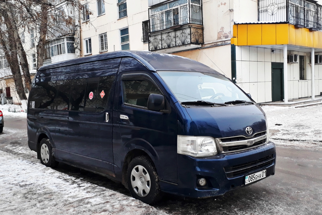 Астана, Toyota HiAce TRH223L № 085 GHA 01