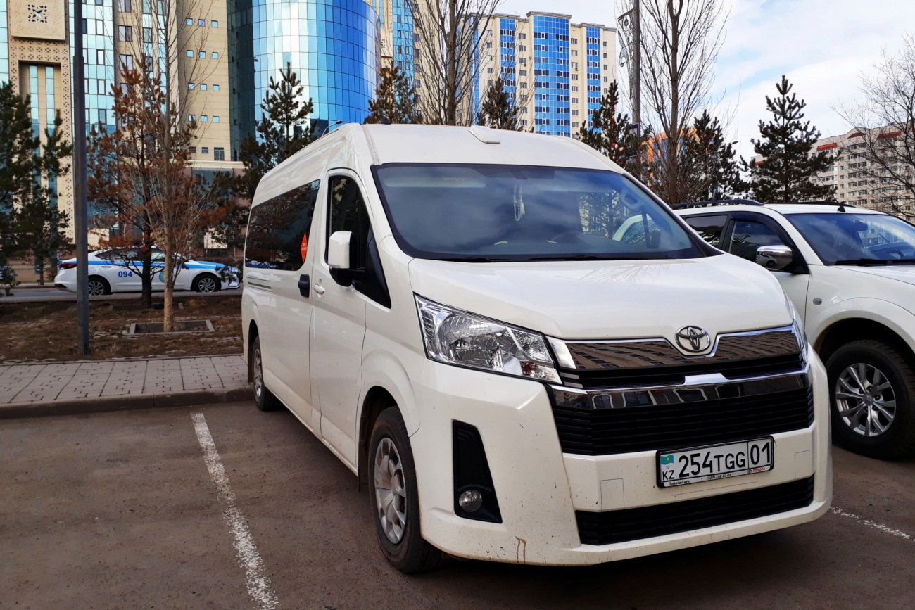 Астана, Toyota HiAce GDH322L № 254 TGG 01