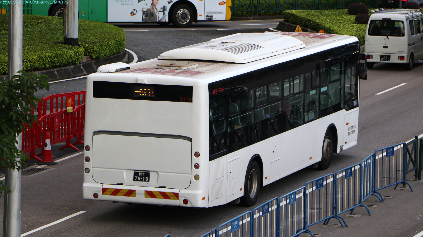Китай, Yutong ZK6118HGE № 3175