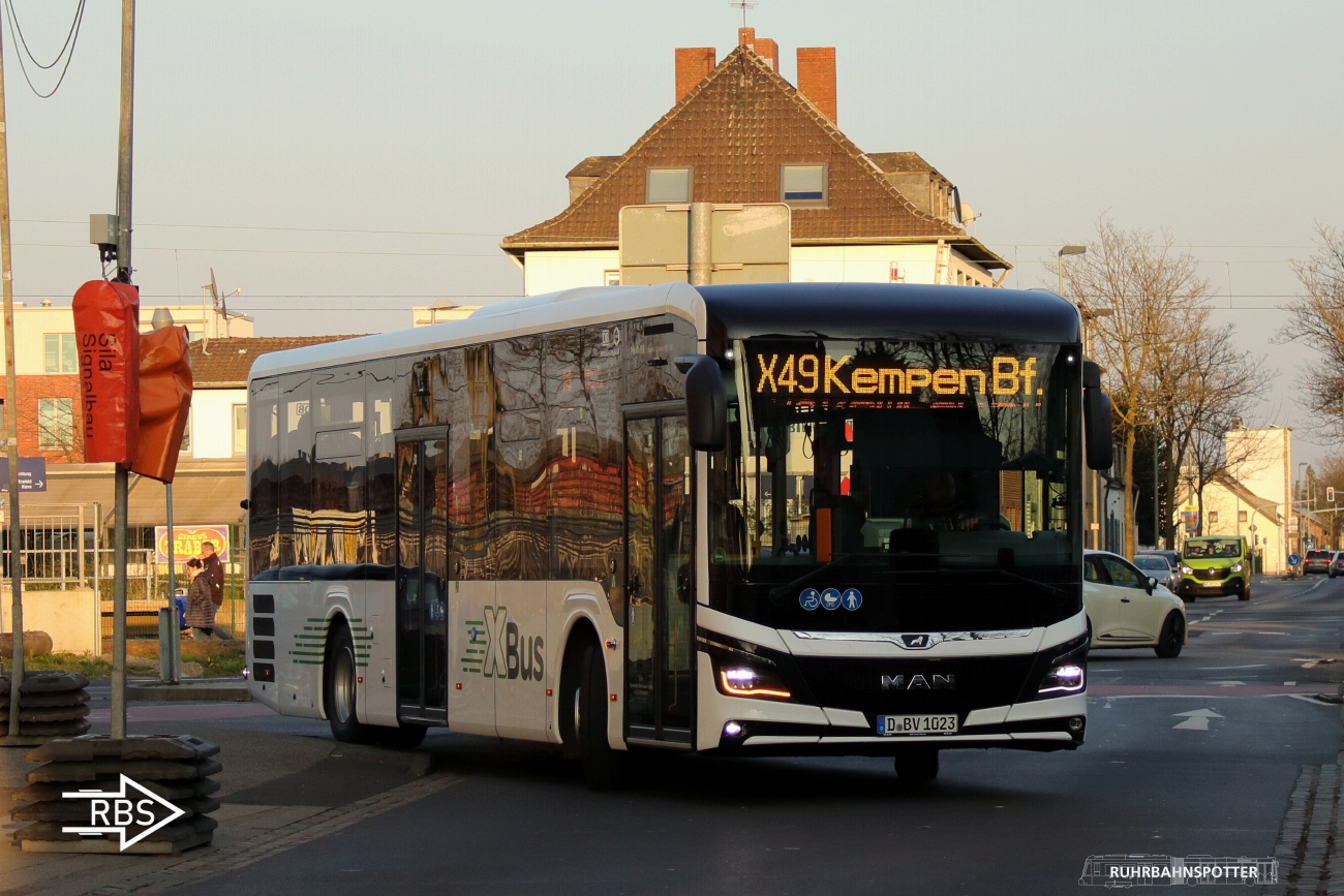Северный Рейн-Вестфалия, MAN 32C Lion's Intercity LE 12 LE330 EfficientHybrid № D-BV 1023