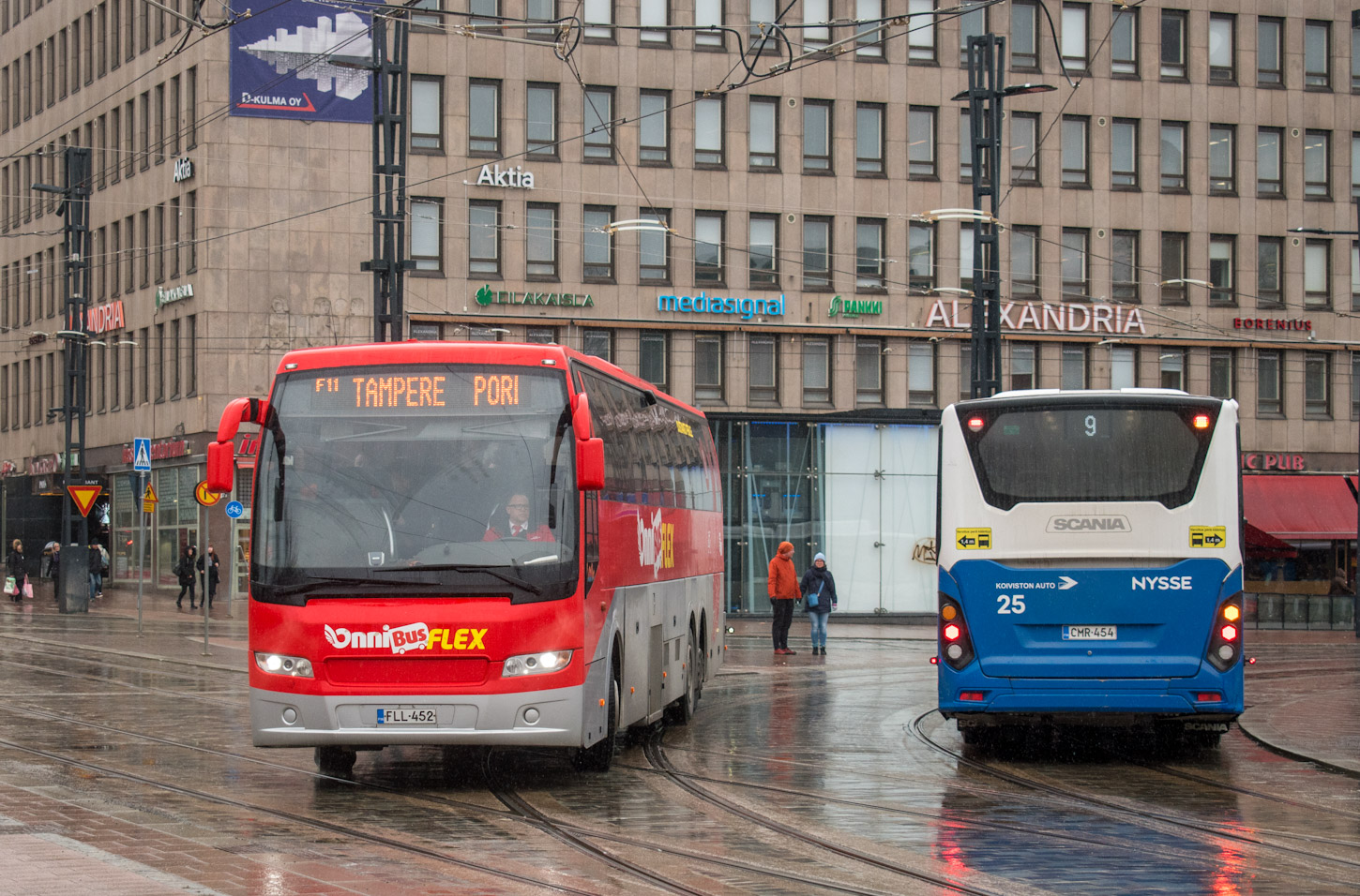 Финляндия, Volvo 9700H NG № 20; Финляндия, Scania Citywide LE Suburban № 25