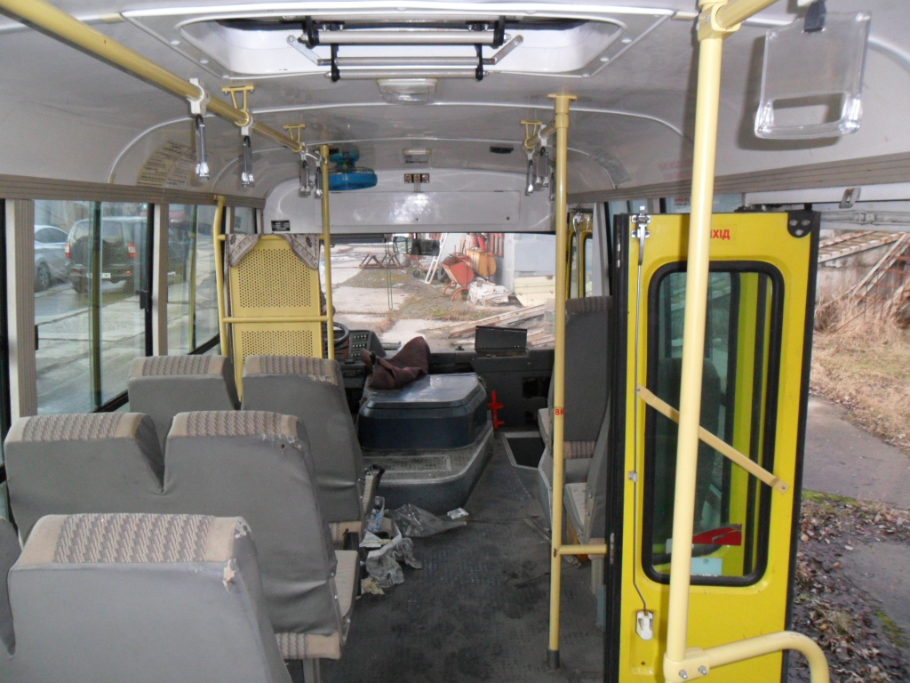 Obwód dniepropetrowski, YouYi ZGT6710D Nr AA 1443 BT