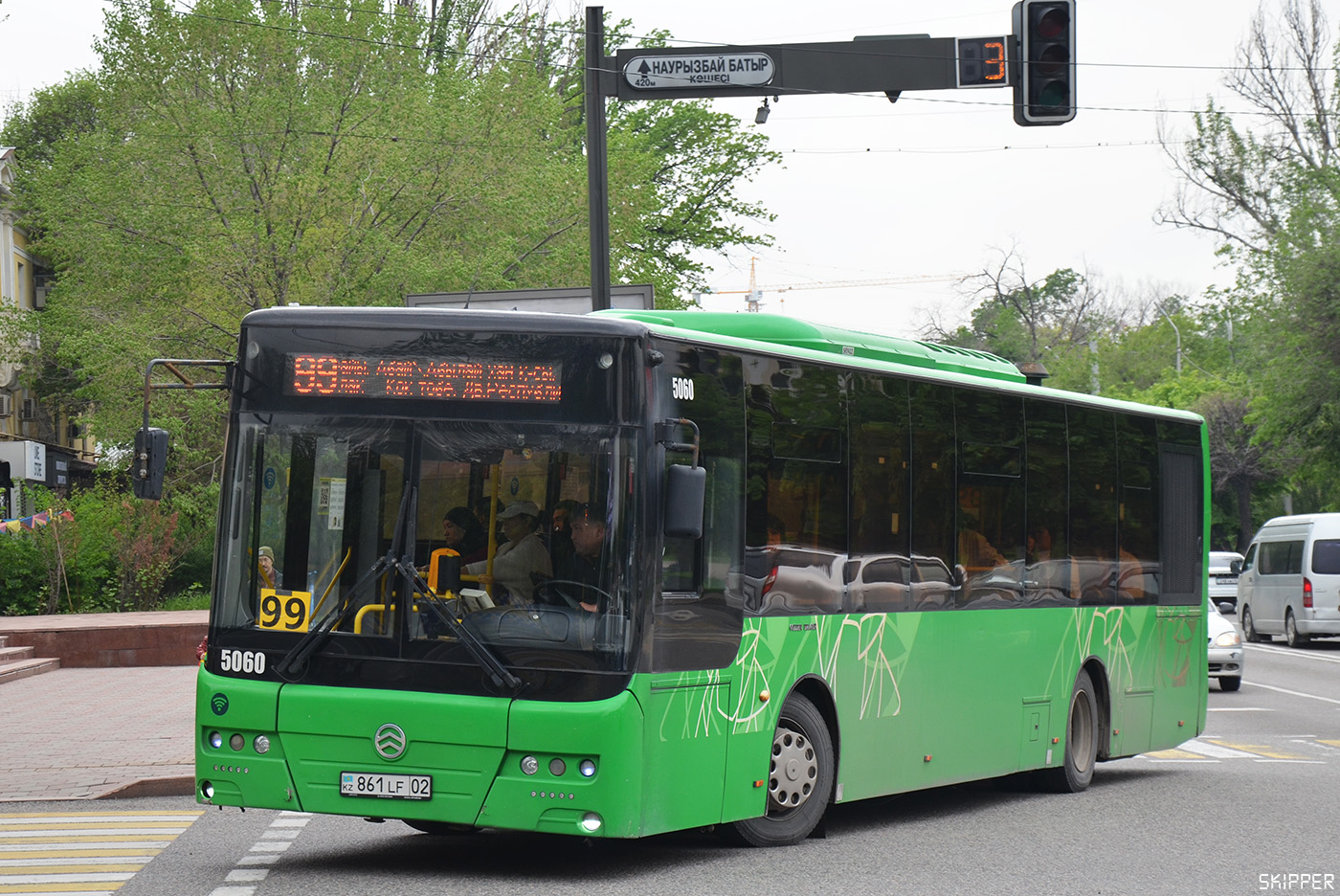Алматы, Golden Dragon XML6125CR № 5060