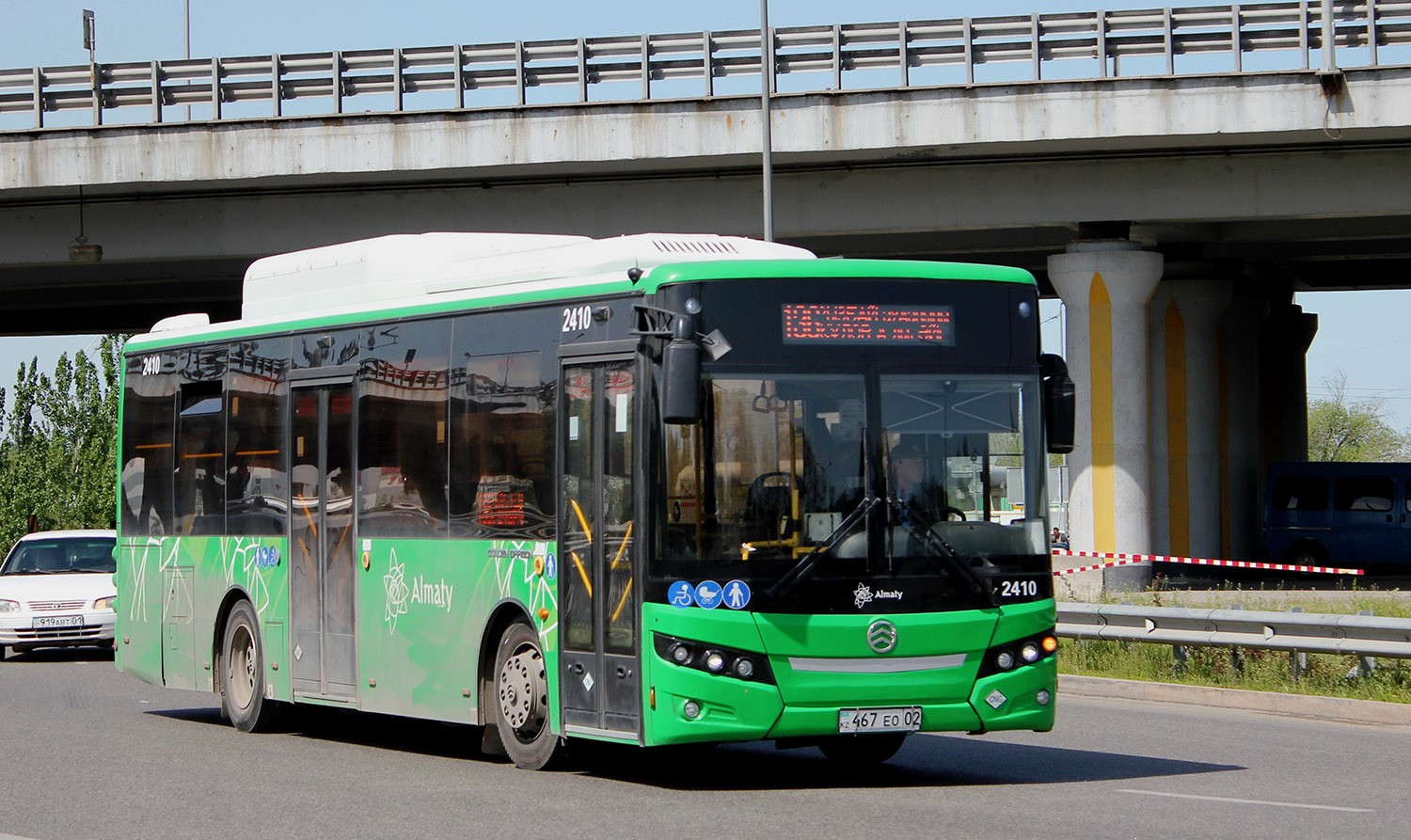 Алматы, Golden Dragon XML6105CN (Hyundai Trans Auto) № 2410