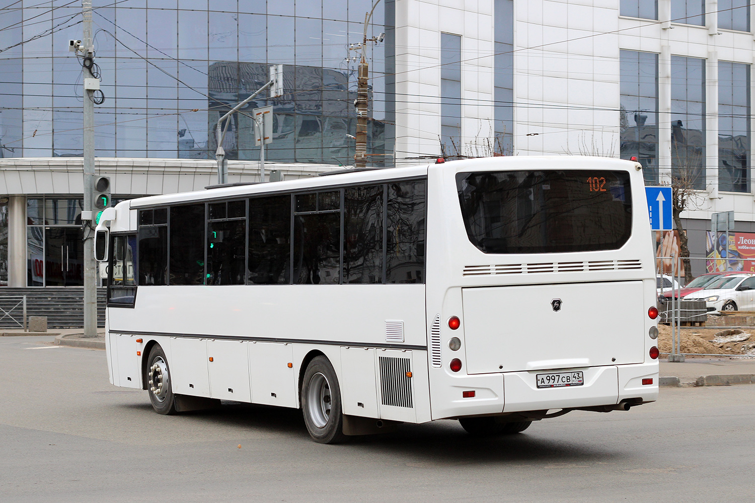 Кировская область, КАвЗ-4238-61 № А 997 СВ 43