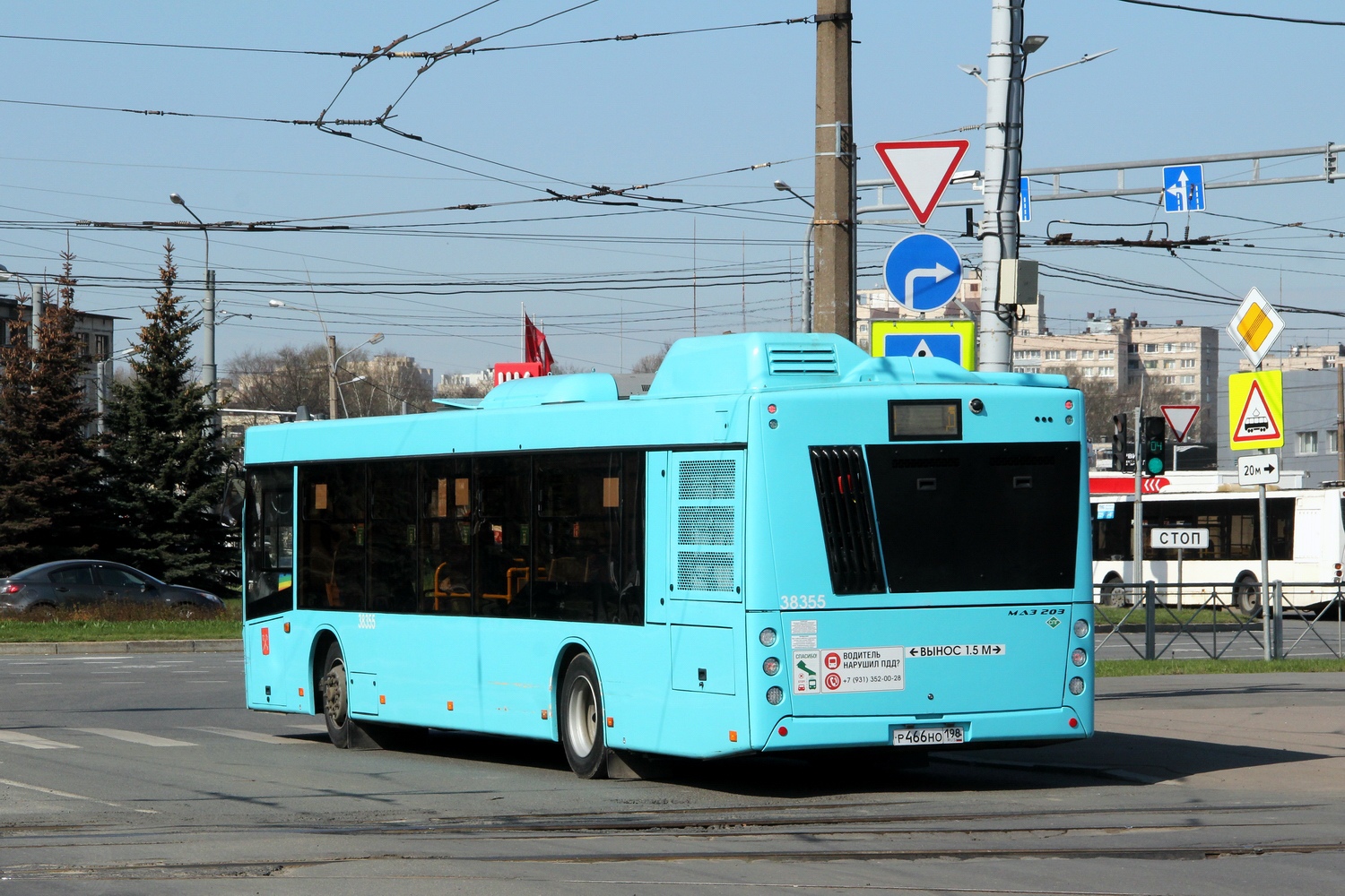 Szentpétervár, MAZ-203.947 sz.: 38355