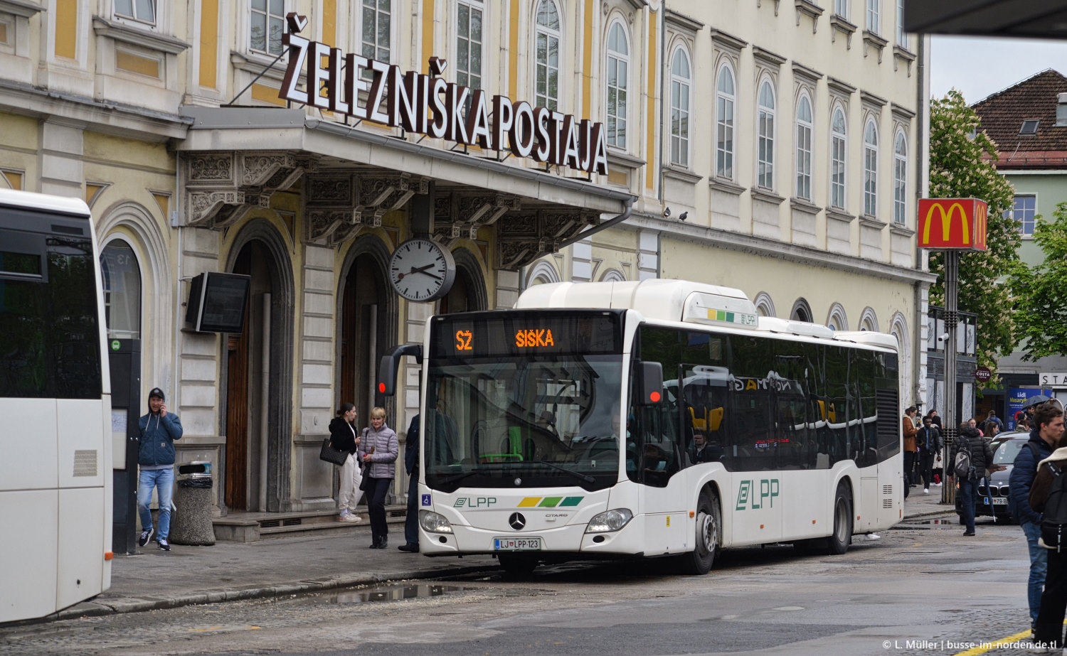 Словения, Mercedes-Benz Citaro C2 NGT hybrid № 123