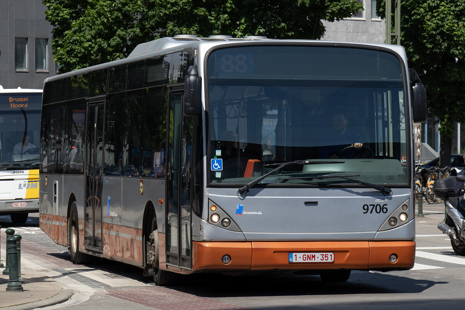 Бельгия, Van Hool New A330 № 9706