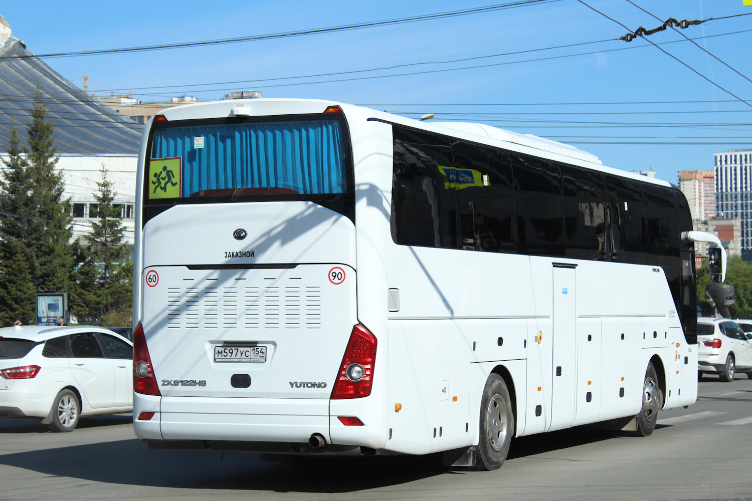 Новосибирская область, Yutong ZK6122H9 № М 597 УС 154