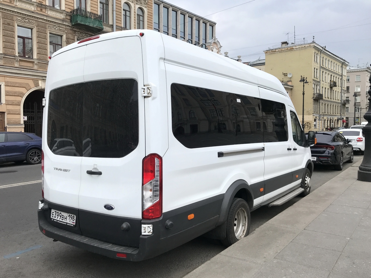 Санкт-Петербург, Ford Transit [RUS] (Z6F.ESF.) № Е 399 ВН 198