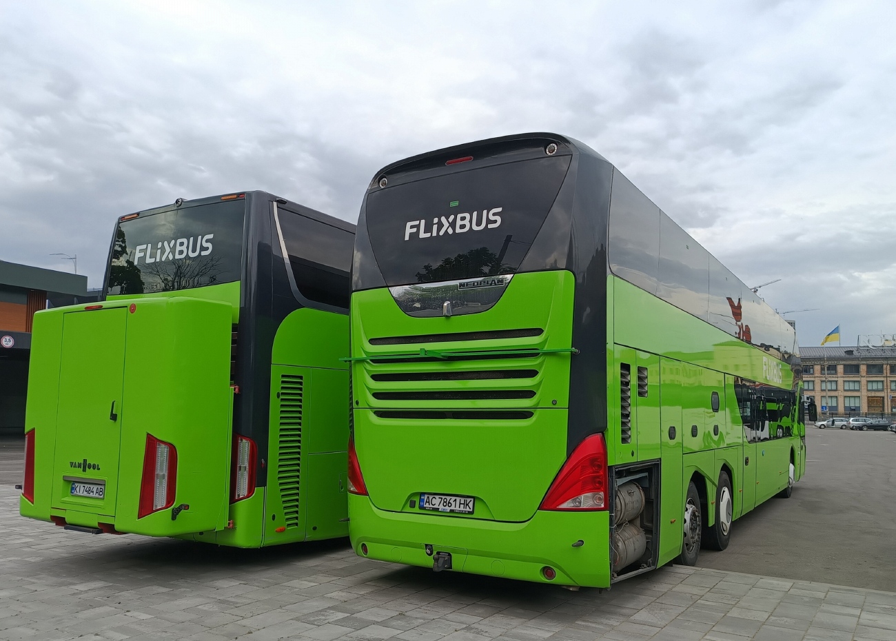 Киев, Neoplan P06 N1222/3L Skyliner L № AC 7861 HK