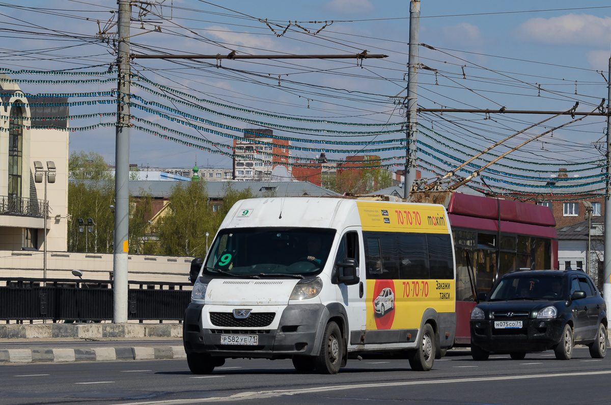 Tula region, IRITO Boxer L4H2 (Z8P) Nr. Р 582 УЕ 71