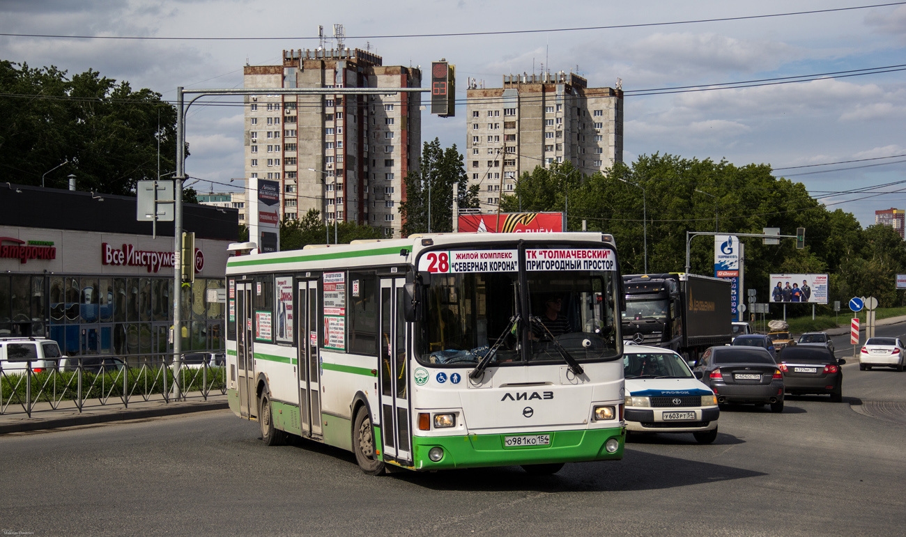 Новосибирская область, ЛиАЗ-5293.60 № О 981 КО 154