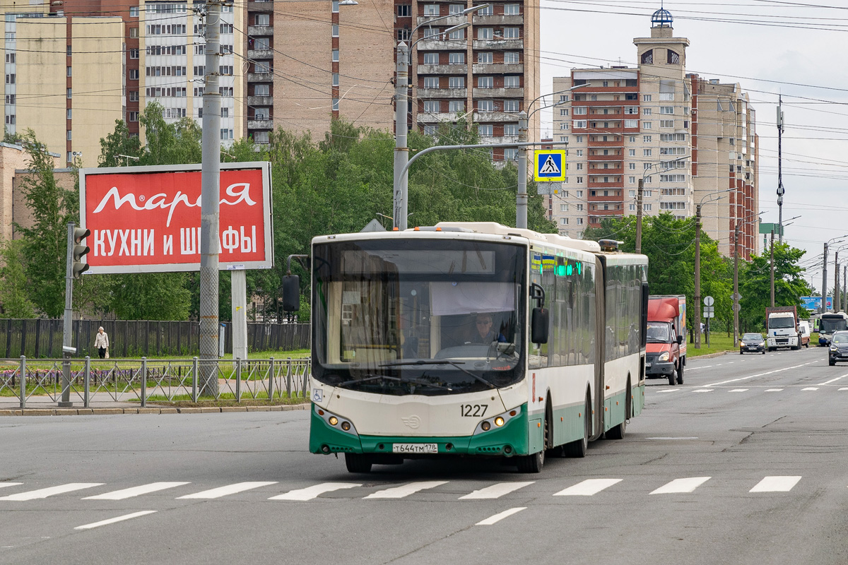 Санкт-Петербург, Volgabus-6271.00 № 1227