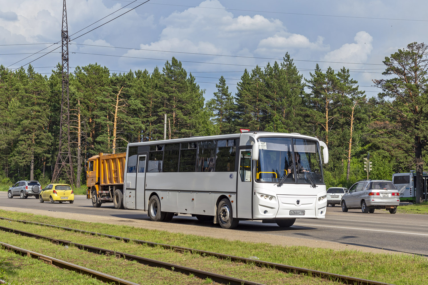 Иркутская область, КАвЗ-4238-61 № О 266 НС 138