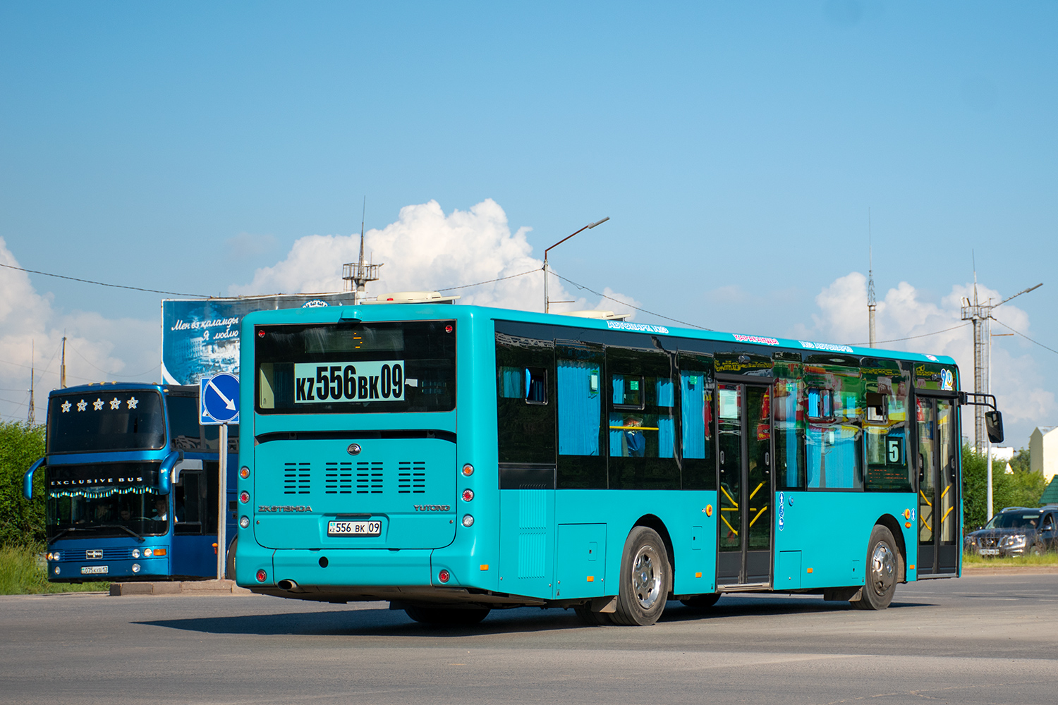 Қарауға болатын қызықты сирек порно