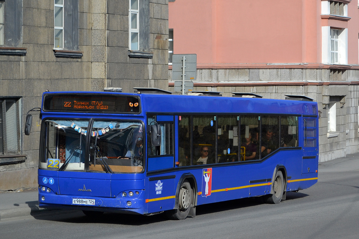 Красноярский край, МАЗ-103.486 № Е 988 МЕ 124