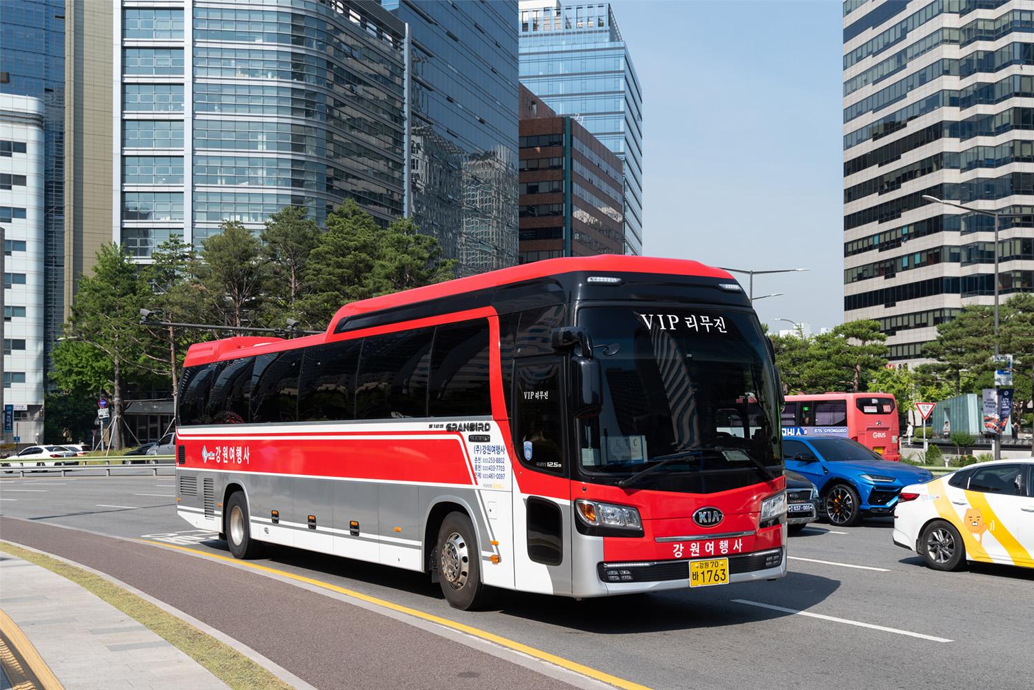 Южная Корея, Kia KM959HX New Granbird Silkroad № 강원 70 바 1763