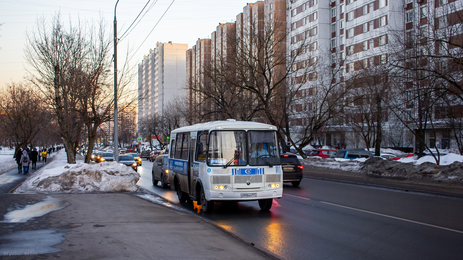 Москва, ПАЗ-320530-04 № О 998 АН 977