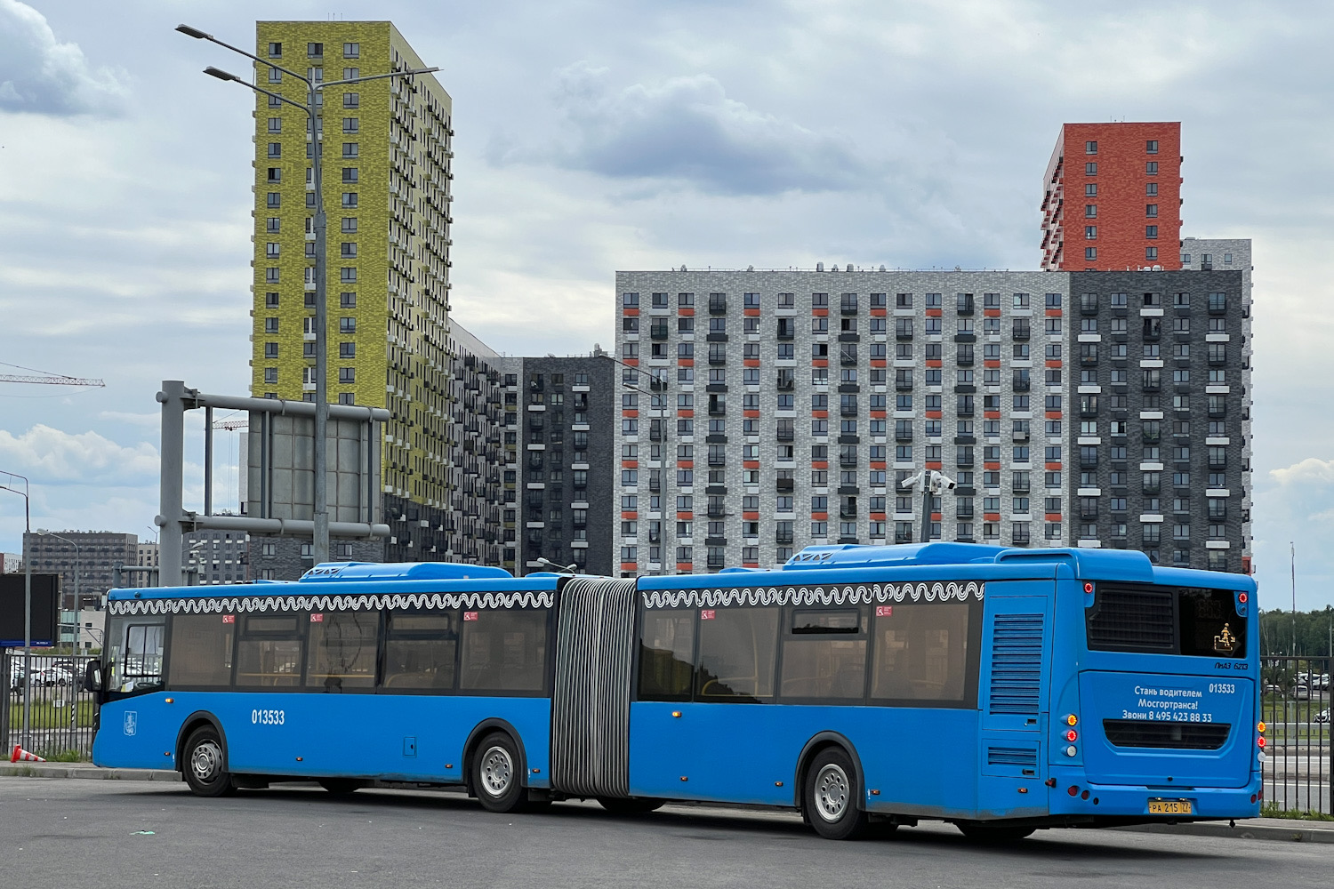 Москва, ЛиАЗ-6213.65 № 013533
