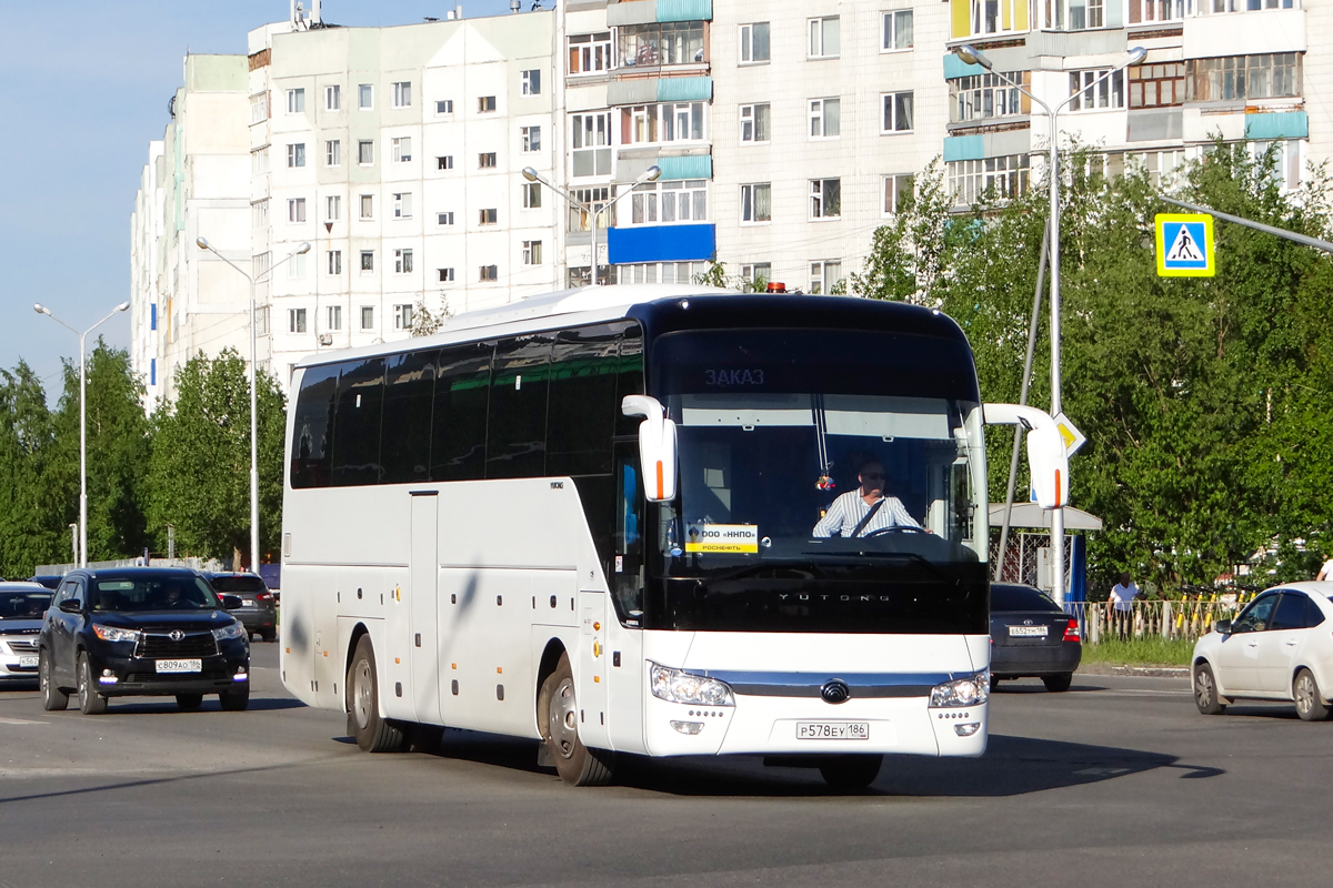 Ханты-Мансийский АО, Yutong ZK6122H9 № Р 578 ЕУ 186