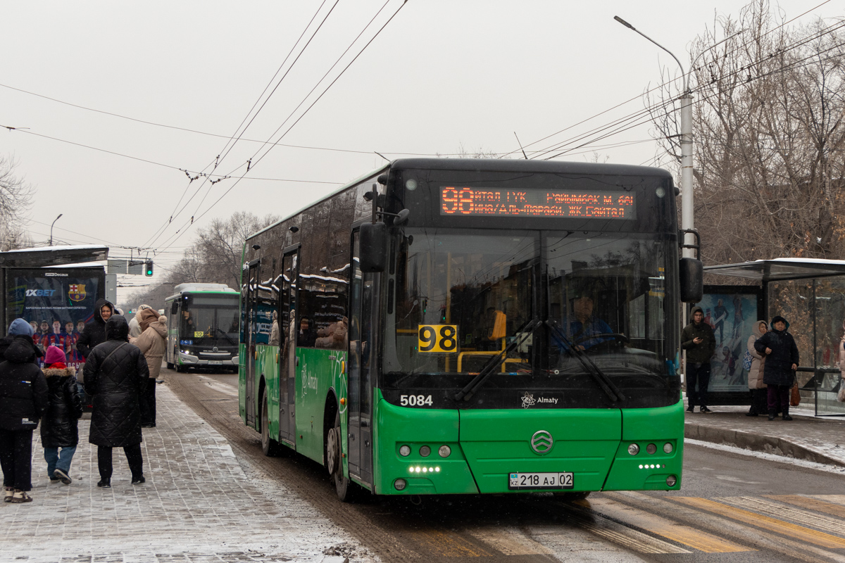 Алматы, Golden Dragon XML6125CR (Hyundai Trans Auto) № 5084