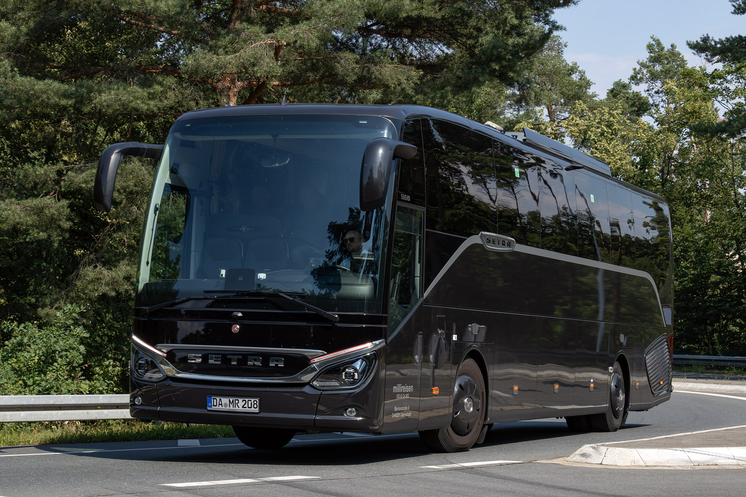 Гессен, Setra S515HD facelift № DA-MR 208