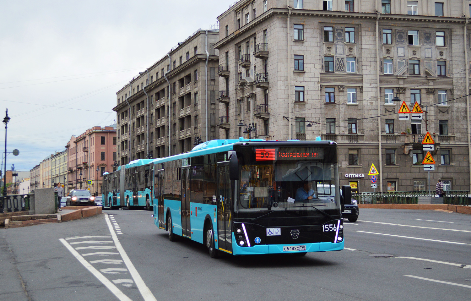 Санкт-Петербург, КАМАЗ-6299-40-5Т № 3155; Санкт-Петербург, ЛиАЗ-5292.65 № 1556