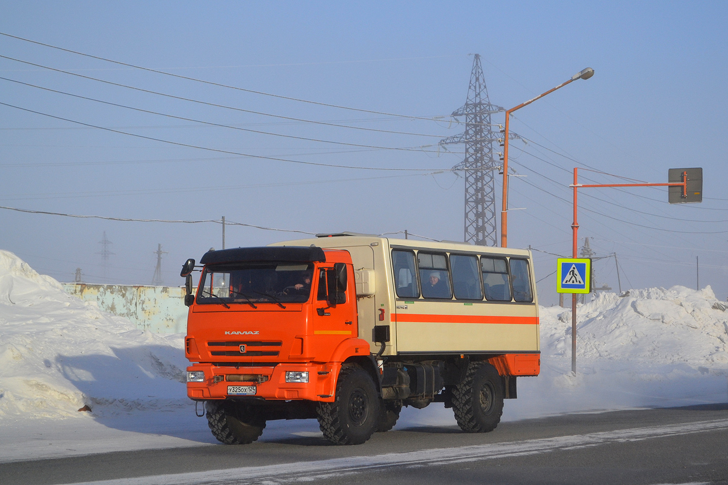 Красноярский край, НефАЗ-42111-24 № У 325 ОХ 124