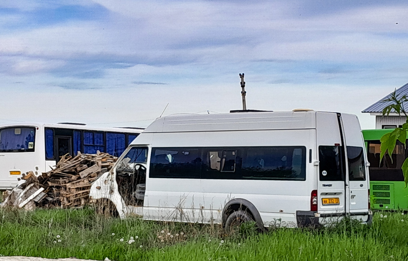 Цюменская вобласць, Нижегородец-222702 (Ford Transit) № АК 232 72