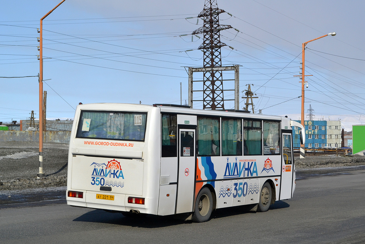 Красноярский край, КАвЗ-4235-12 № АТ 221 84
