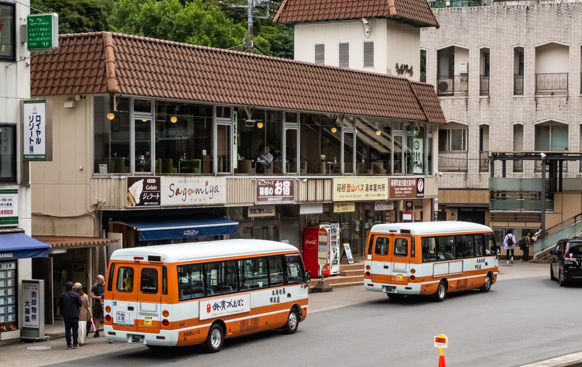 Япония, Mitsubishi Fuso Rosa TPG-BE640G № 39; Япония, Mitsubishi Fuso Rosa TPG-BE640G № 35