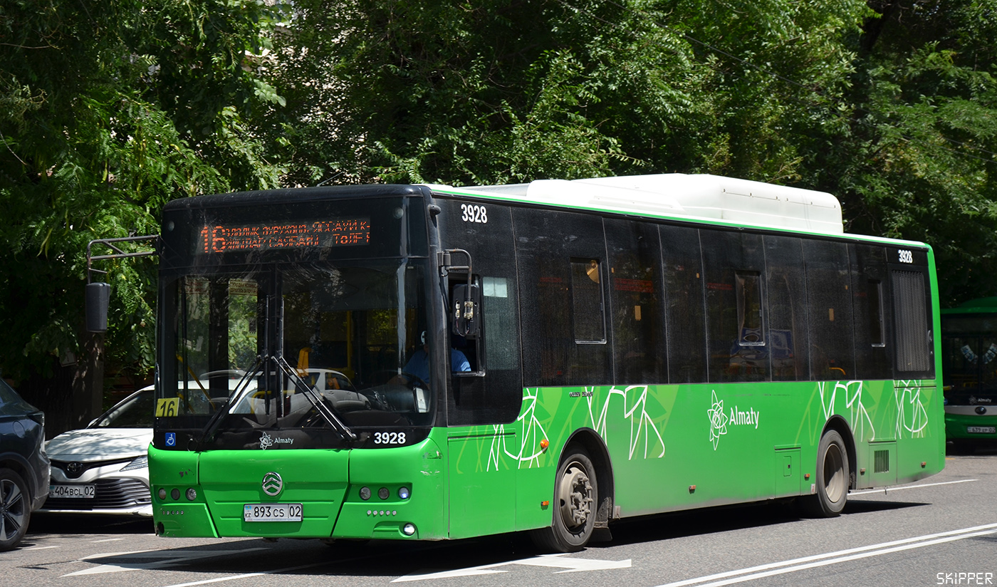 Алматы, Golden Dragon XML6125CN (Hyundai Trans Auto) № 3928