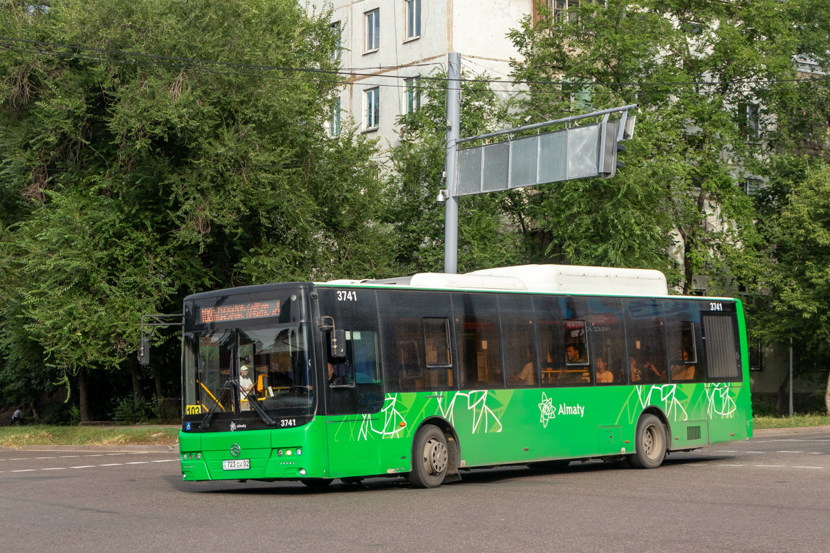Алматы, Golden Dragon XML6125CN (Hyundai Trans Auto) № 3741