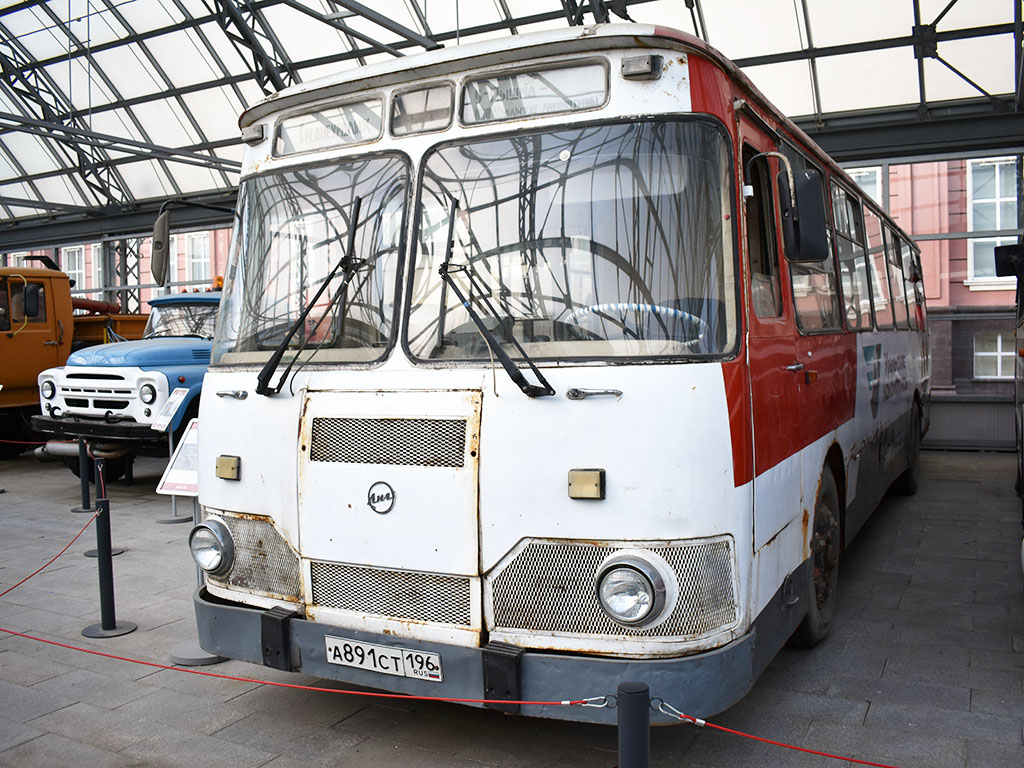 Свердловская область, ЛиАЗ-677М (ТоАЗ) № А 891 СТ 196