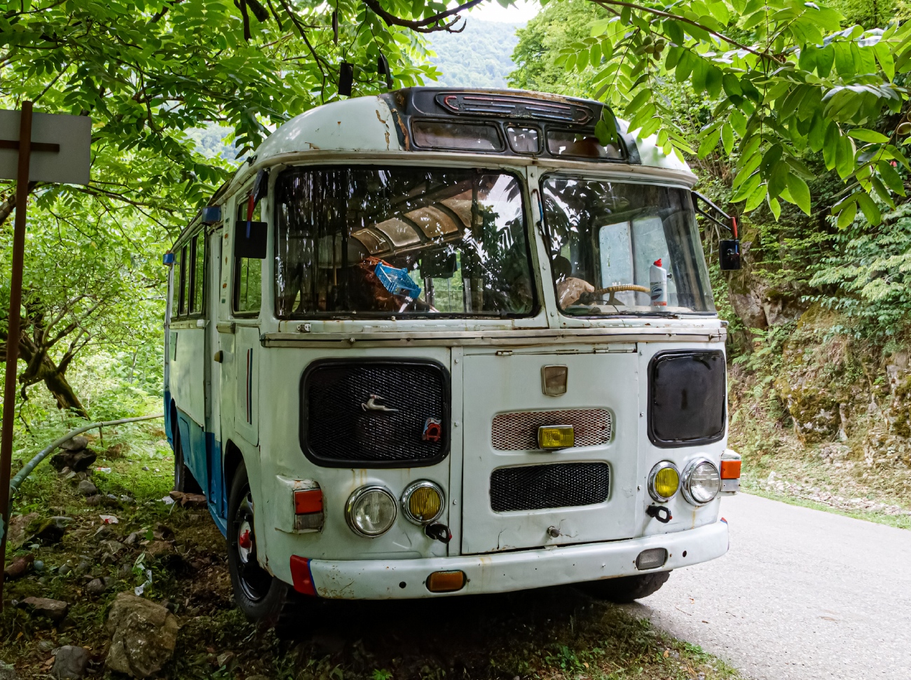 Грузия — Автобусы без номеров