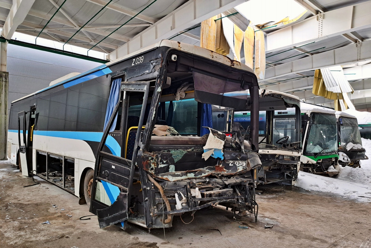 Астана, IVECO Crossway LINE 13M (СарыаркаАвтоПром) № Z039; Астана, Mercedes-Benz Intouro II № P020; Астана, IVECO Urbanway 12M (СарыаркаАвтоПром) № A335; Астана, Irisbus Citelis 12M № P061