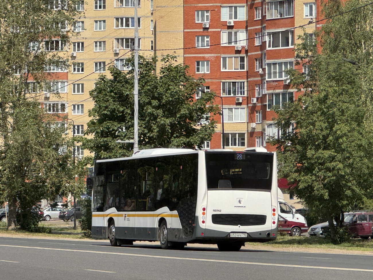 Moscow region, NefAZ-5299-31-52 # 107524