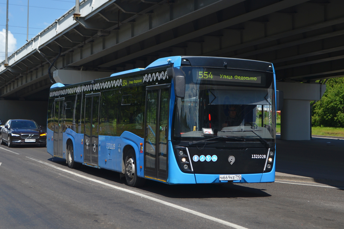 Москва, НефАЗ-5299-40-52 № 1321028