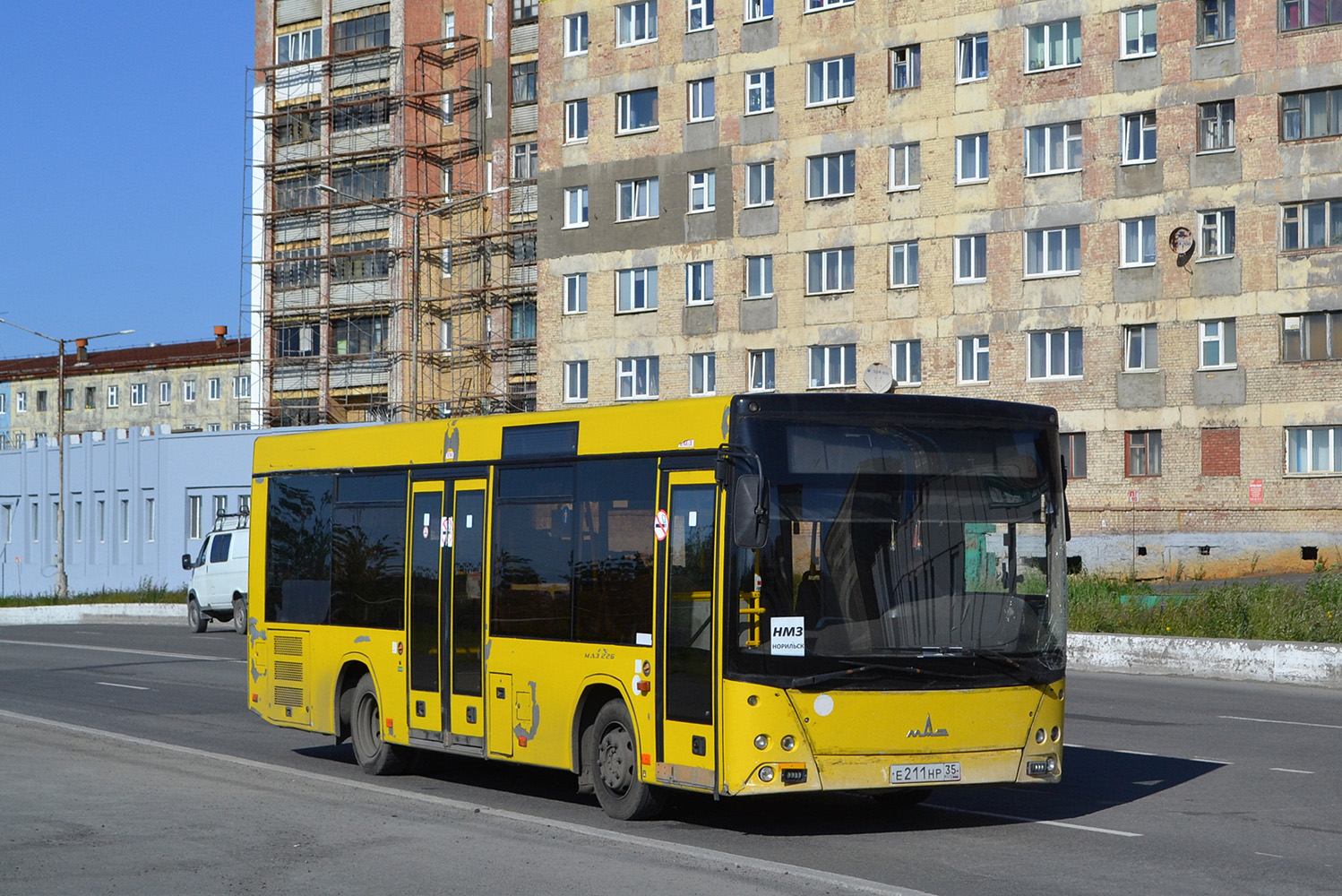 Красноярский край, МАЗ-226.063 № Е 211 НР 35