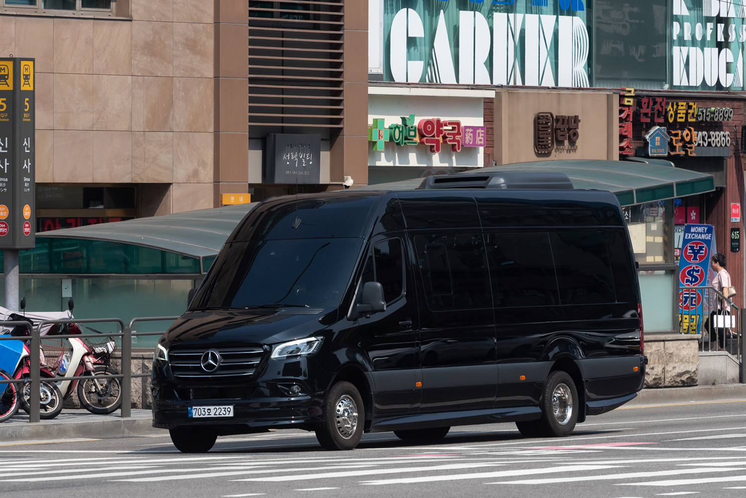 Republic of Korea, Mercedes-Benz Sprinter W907 č. 703 호 2239