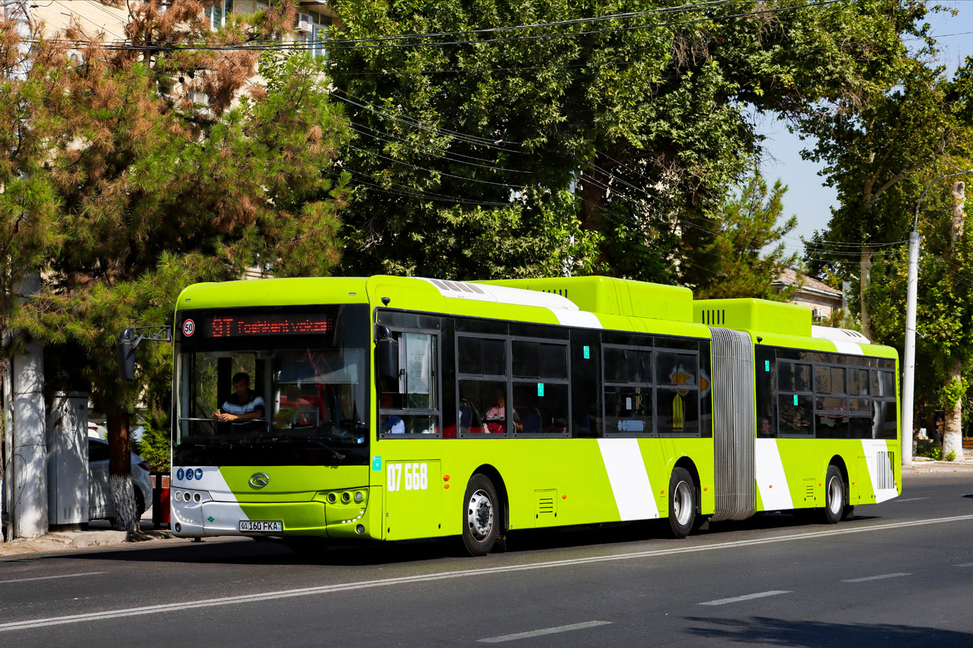 Узбекистан, King Long XMQ6180G № 07668