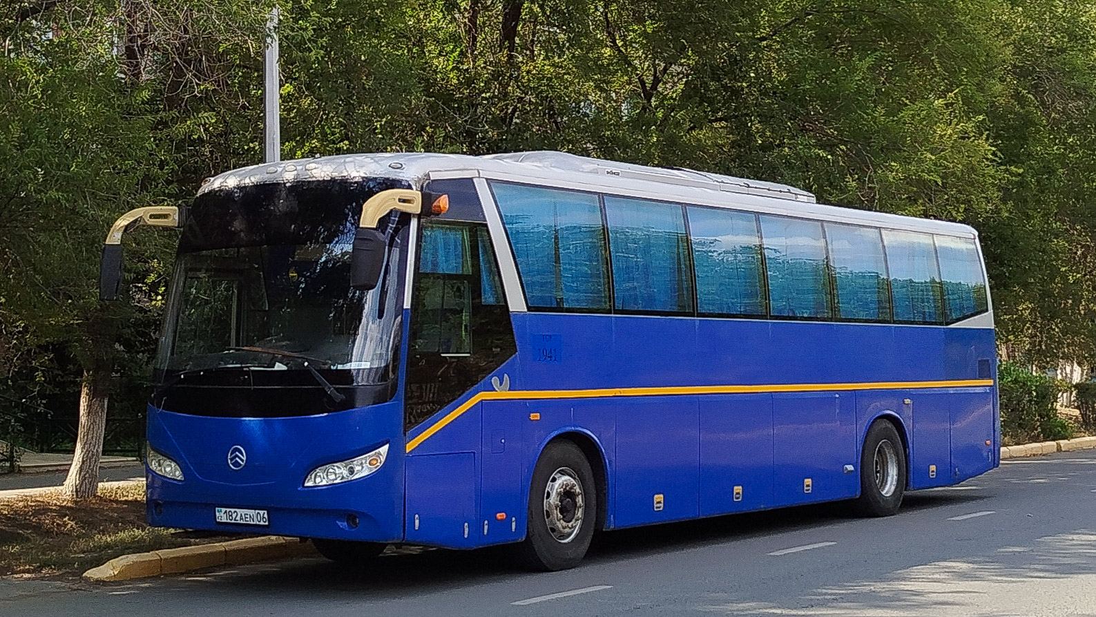 Атырауская область, Golden Dragon XML6127E2 № 182 AEN 06