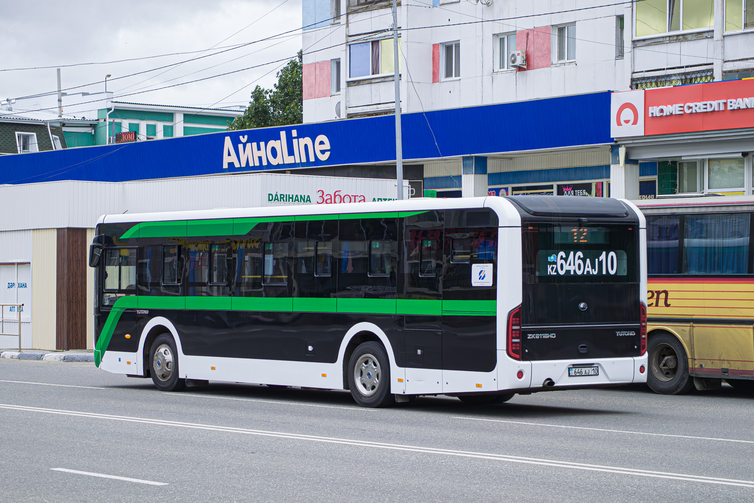 Костанайская область, Yutong ZK6116HG (QazTehna) № 646 AJ 10; Костанайская область, Setra S215HR № 951 AGQ 10