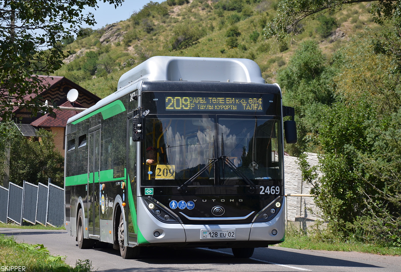 Алматы, Yutong ZK6890HGQ (QazTehna) № 2469