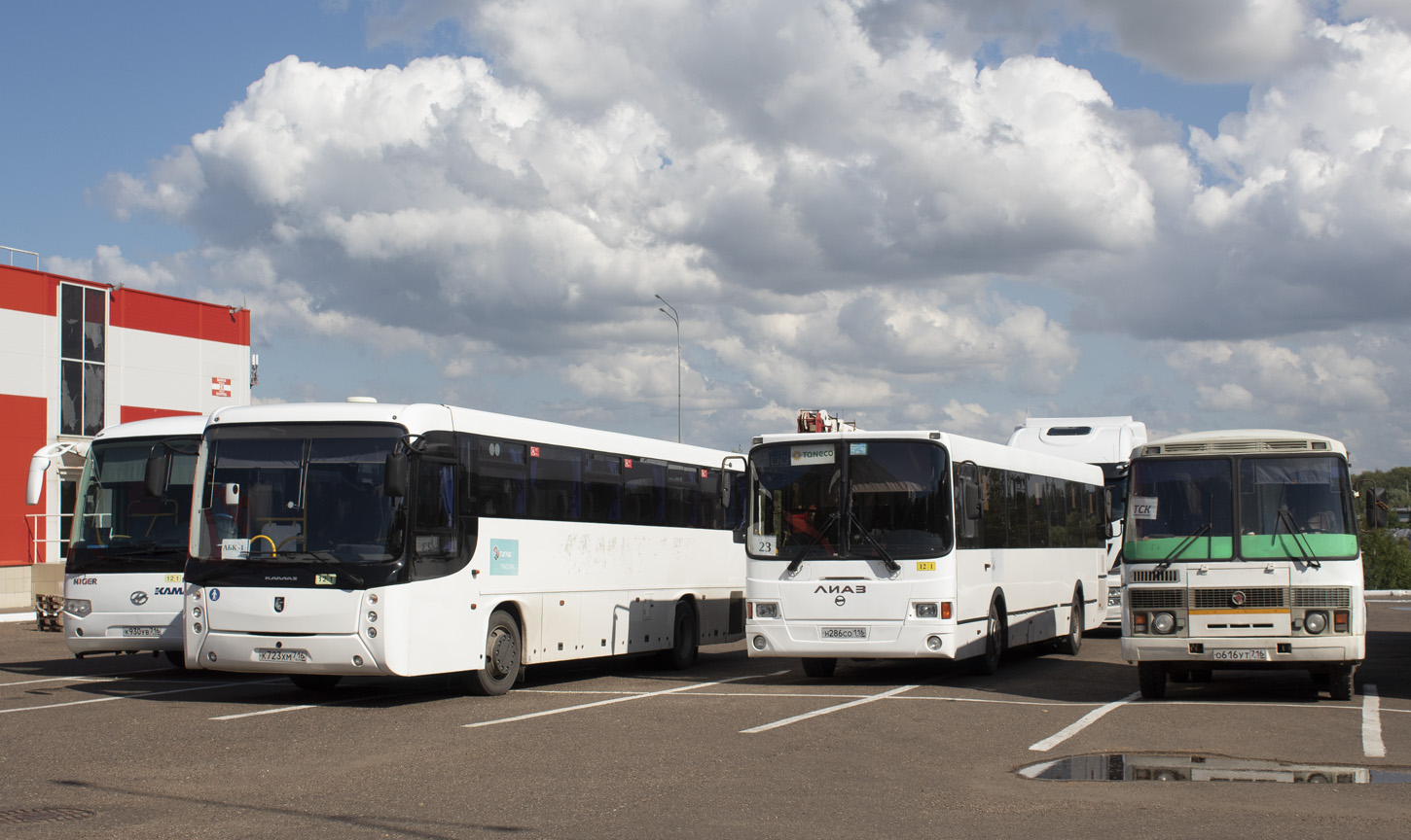 Tatarstan, Higer KLQ6119TQ # К 930 УВ 716; Tatarstan, NefAZ-5299-17-52 # К 723 ХМ 716; Tatarstan, LiAZ-5256.65 # Н 286 СО 116; Tatarstan, PAZ-32053 # О 616 УТ 716; Tatarstan — Miscellaneous photos