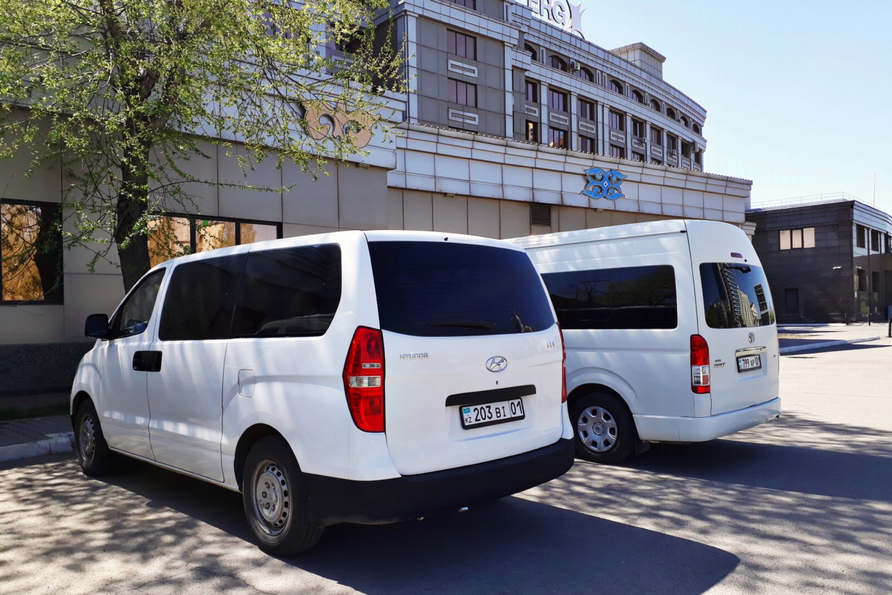 Астана, Hyundai H-1/Starex № 203 BI 01